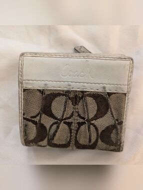 Coach - Mini Signature Bi-Fold Wallet - Brown Canvas And White Leather